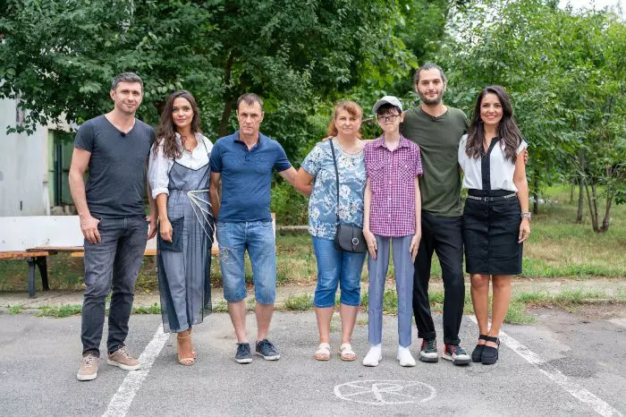 Raul Furdui alături de familie și echipa Visuri la cheie