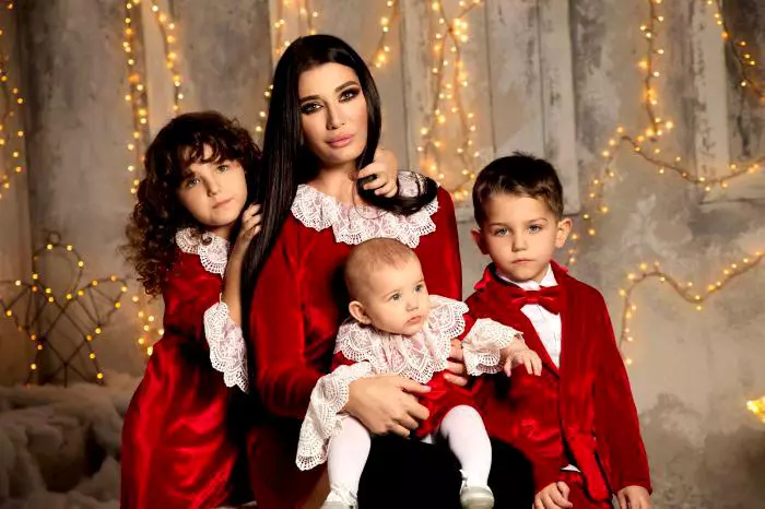 Elena-Basescu-si-fostii-socri-1