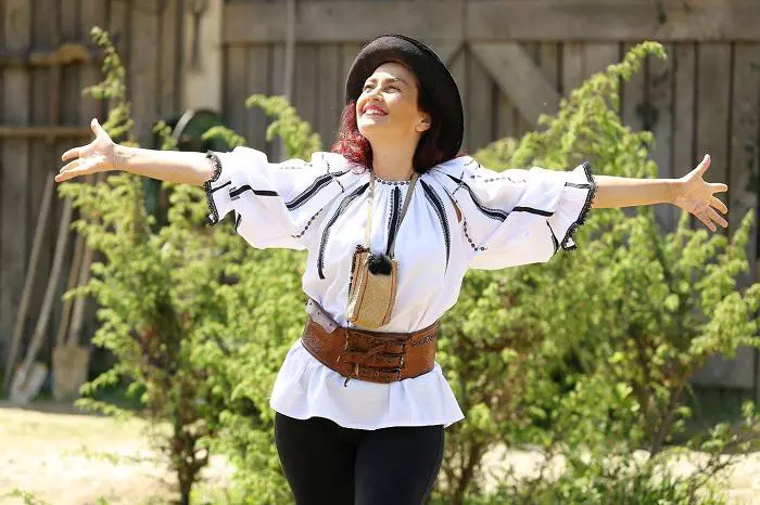 Rona-Hartner-si-a-iertat-fostul-sot-14