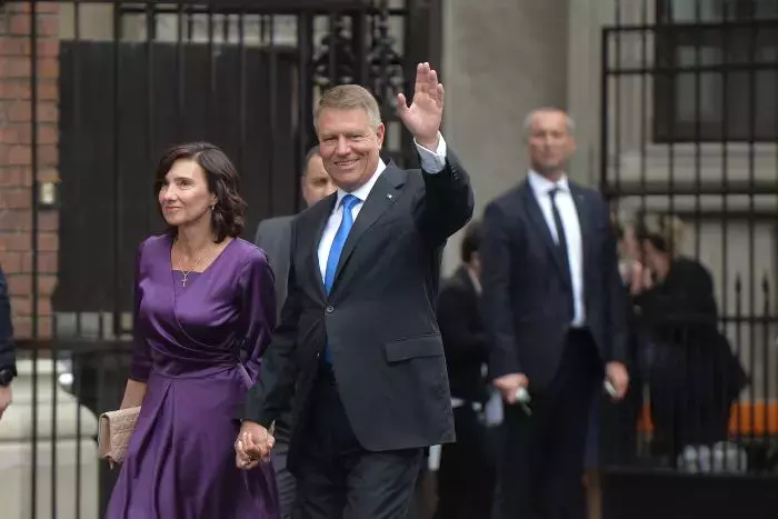 4klaus-iohannis-sotie-1
