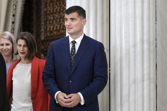 Toni Iuruc - Viva.ro