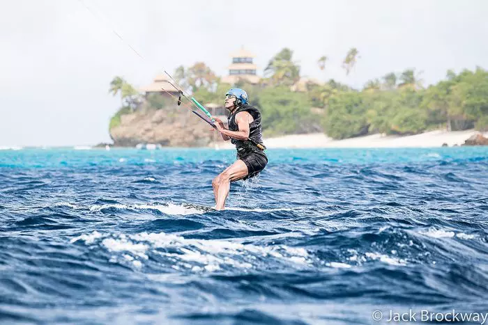 Barack Obama face kitesurfing