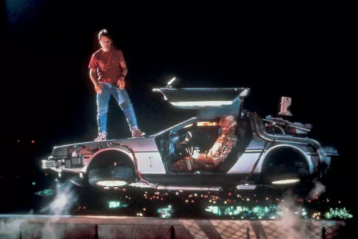 Michael J. Fox și Christopher Lloyd în „Back to the Future Part II“