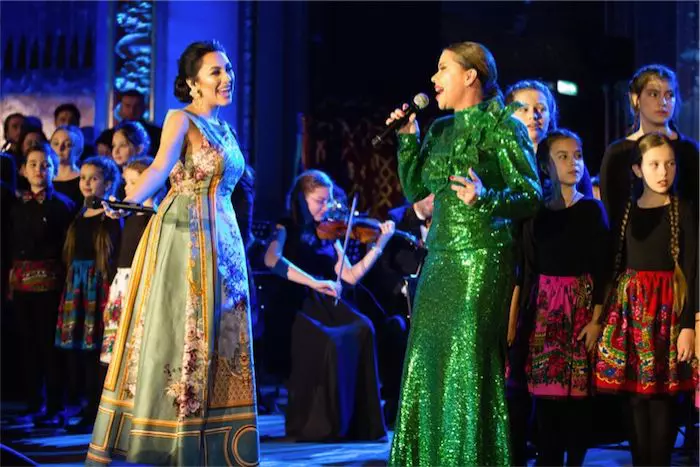 Andra şi Luminiţa Anghel la concertul "Andra for Hope"