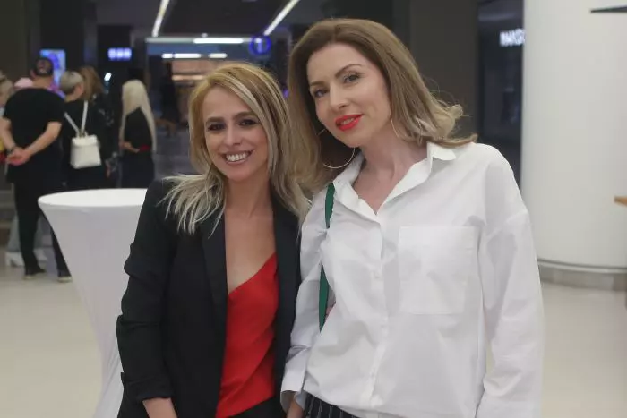 VIVA! Shopping with Stars