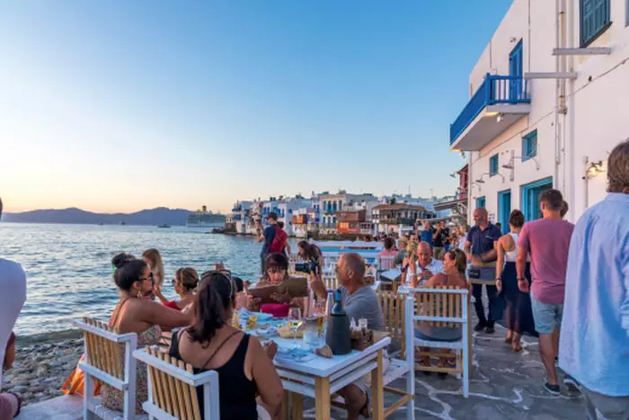 Mykonos, o destinaţie inedită 5