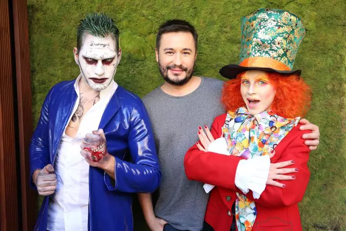 Criss și Vlad alături de Adrian Perjovski, în cadrul proiectului Transformări Radicale by Jovsky Studio