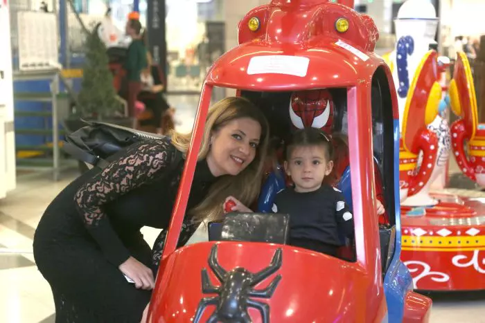 Amalia Enache și fiica sa