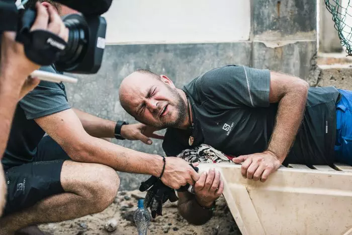 Accidentari la Asia Express