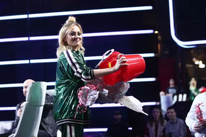 Ce cadouri a primit Delia de ziua ei de naștere