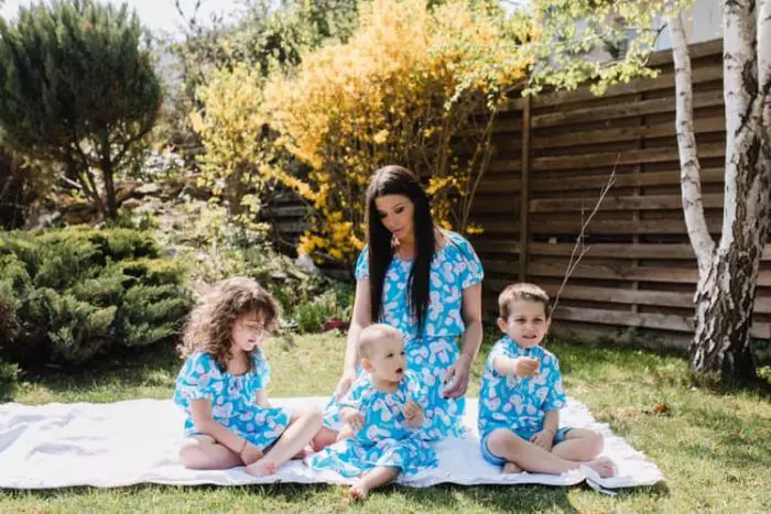 Elena Basescu si copiii