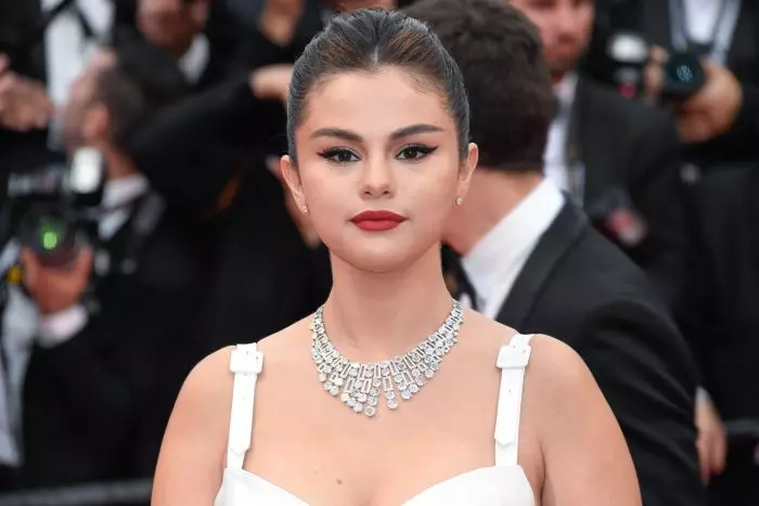 Selena Gomez are 27 de ani