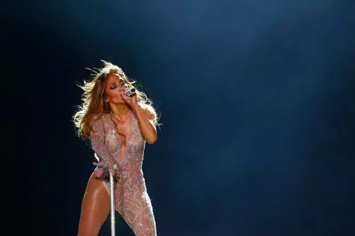 Jennifer Lopez are 50 de ani