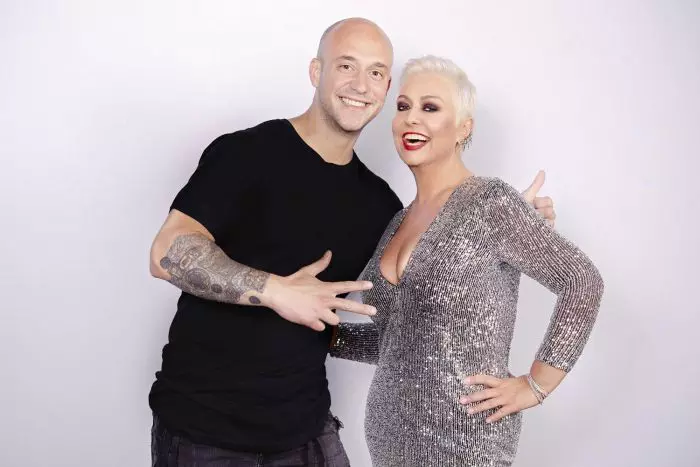 Monica Anghel și fratele ei vor participa la Te cunosc de undeva!