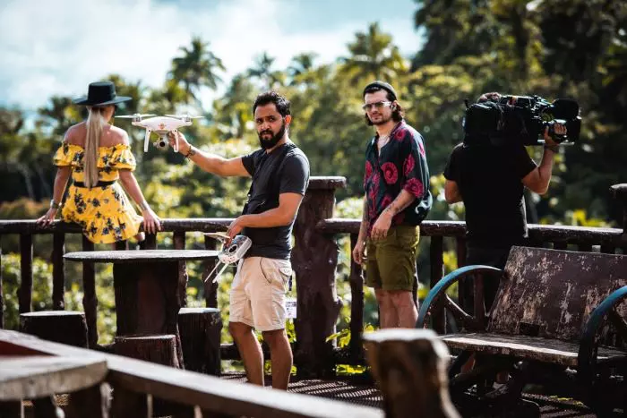 Gina Pistol Asia Express (3)