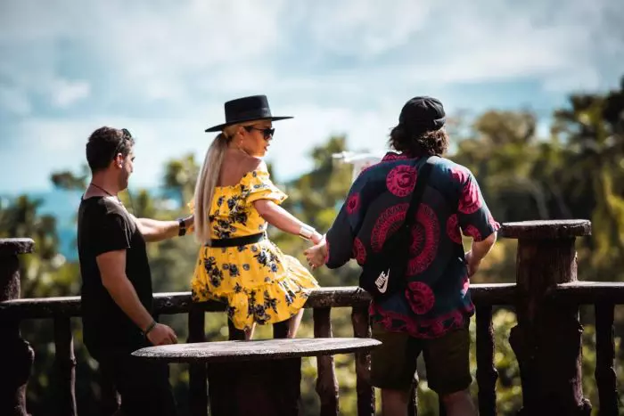 Gina Pistol Asia Express (5)