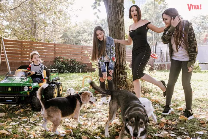 Amalia Năstase și familia, ședință foto pentru VIVA, noiembrie 2019