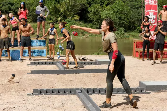 Cristina Șișcanu Survivor