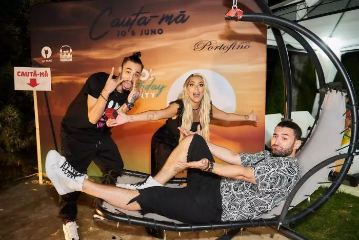 Jo a dat o mare petrecere de ziua ei!