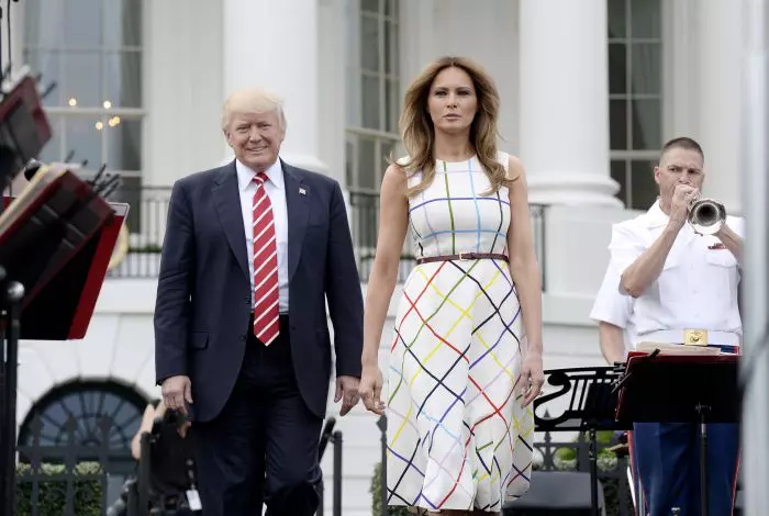 Melania și Donald Trump, la Congressional Picnic, la Casa Albă. Și atunci Prima Doamnă a fost ironizată că susține Gay Pride...