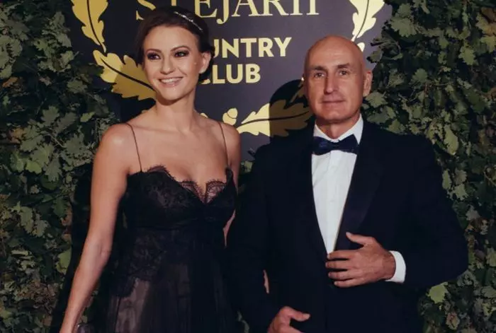 Dana Războiu și Bogdan Enoiu, aici în vremuri mai fericite