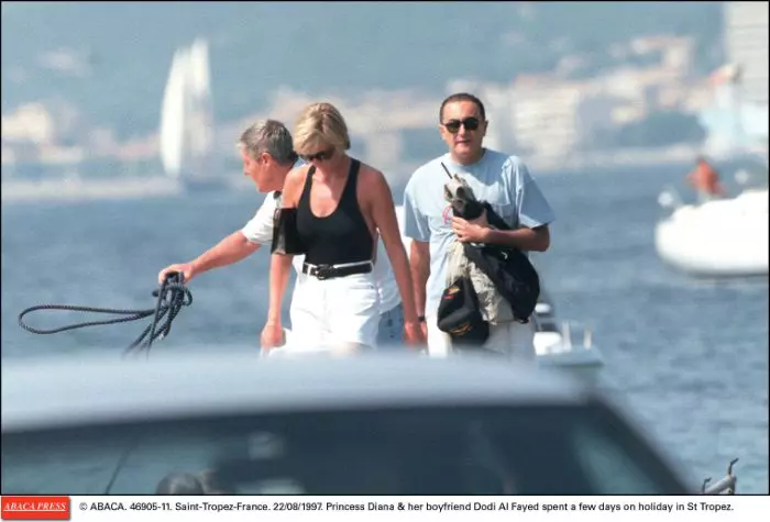 Printesa diana și Dody Al Fayed, bărbatul alături de care își refăcuse viața.