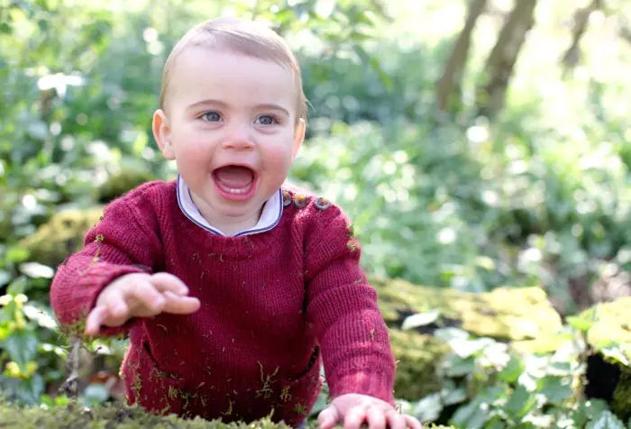 Prințul Louis seamănă cel mai bine cu mama lui, Kate Middleton.