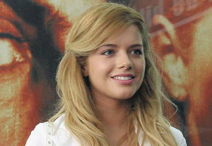 2ae3305c1c18c4423671b48a1-1