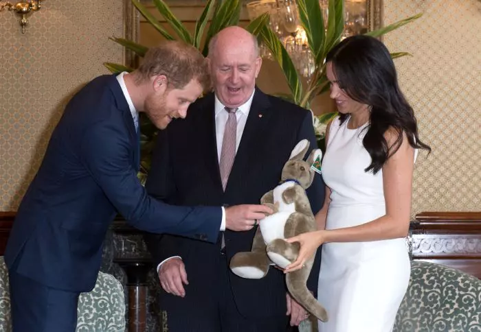 Primele imagini cu burtica Ducesei de Sussex