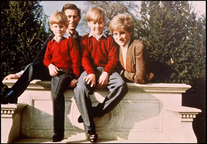 Charles, Diana, William și Harry