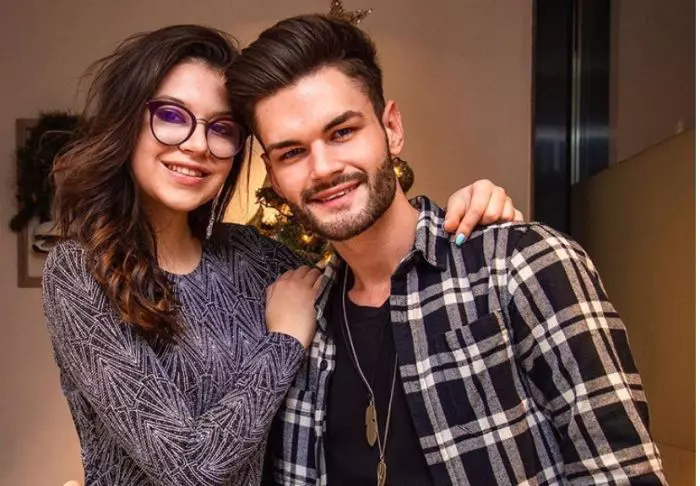 Edward Sanda are o piesă împreună cu Cleopatra Stratan