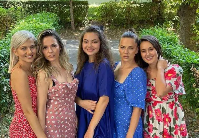 Surorile Lidiei Buble