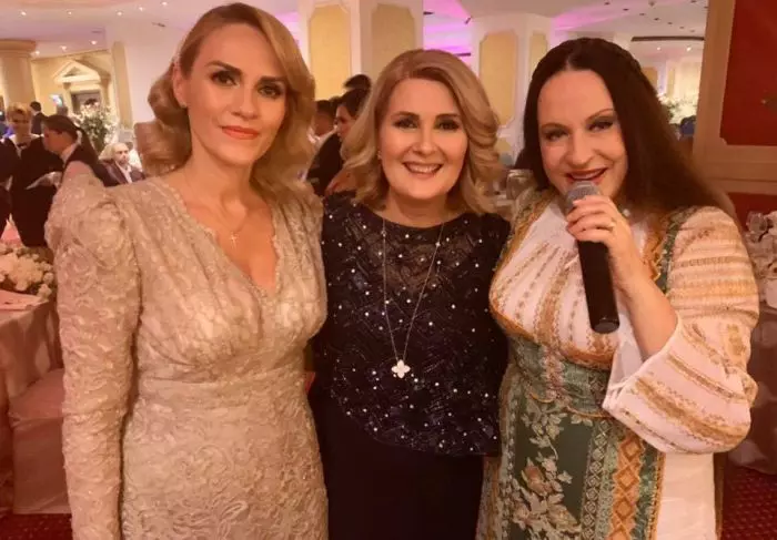 Imagini de la botezul fiicei Alessandrei Stoicescu