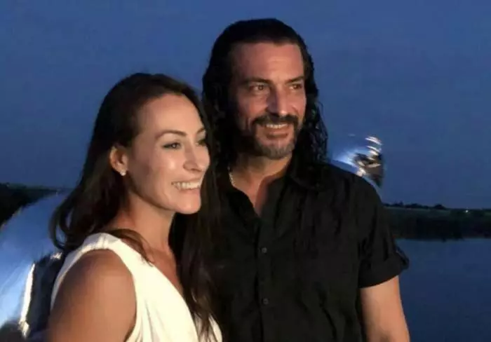 Catalina si iubita lui