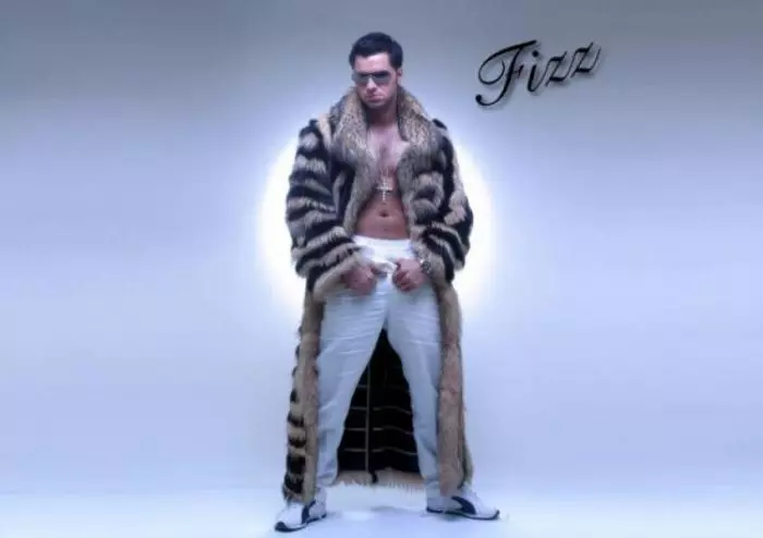 cu acest look a devenit celebru Fizz