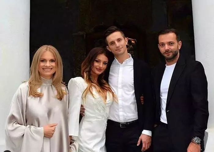 Asistenta lui Mihai Morar s-a logodit