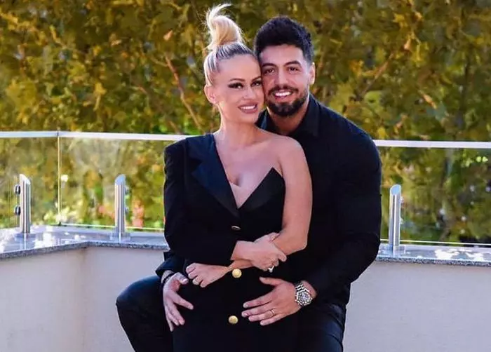 Anda Adam și sotul ei