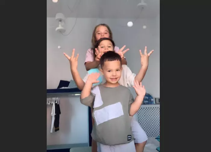 Copiii Antoniei si ai lui Alex Velea 2