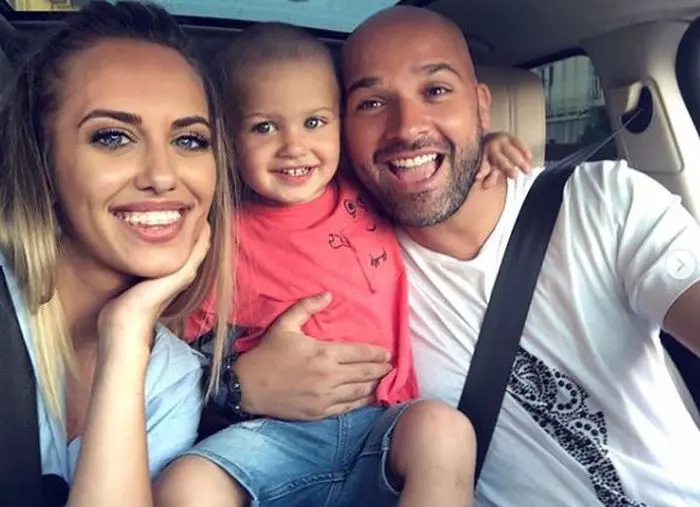 Antonia și Andrei Ștefănescu alături de fiul lor