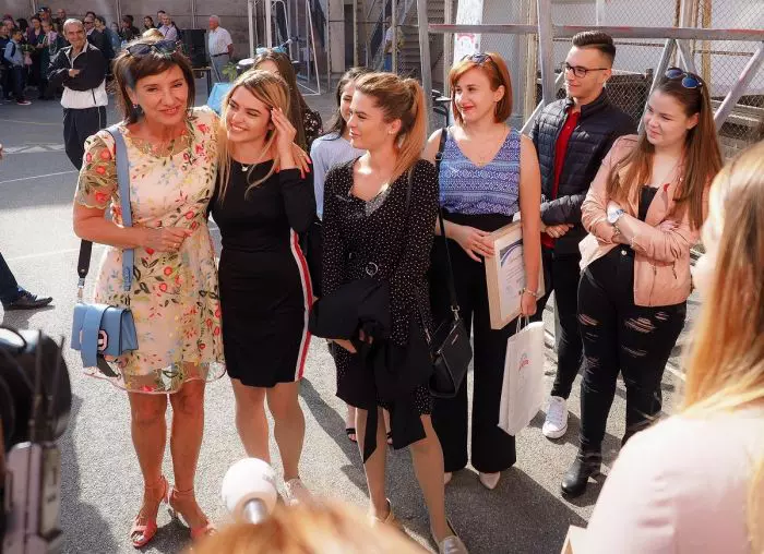 Carmen Iohannis prima zi de scoala