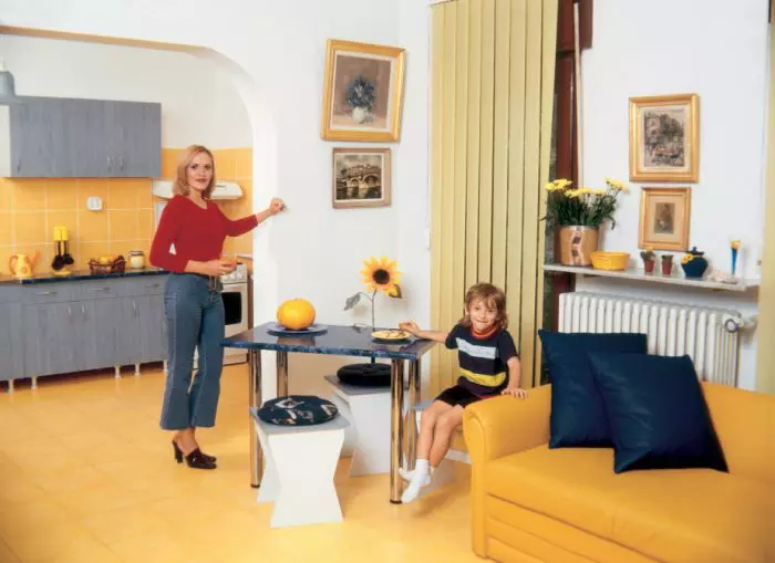 Gabriela Firea în 2001