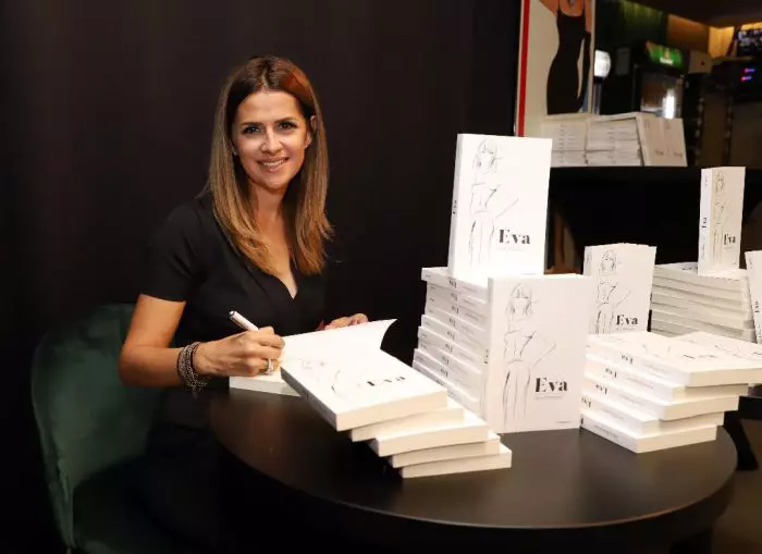 Oana Babagianu a scris cartea "Eva", despre care Andreea Marin a spus că o va impresiona și pe fiica ei, Violeta