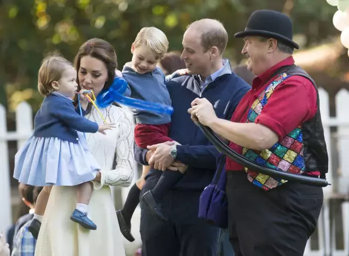 kate-middleton-si-printul-william7 - Copy