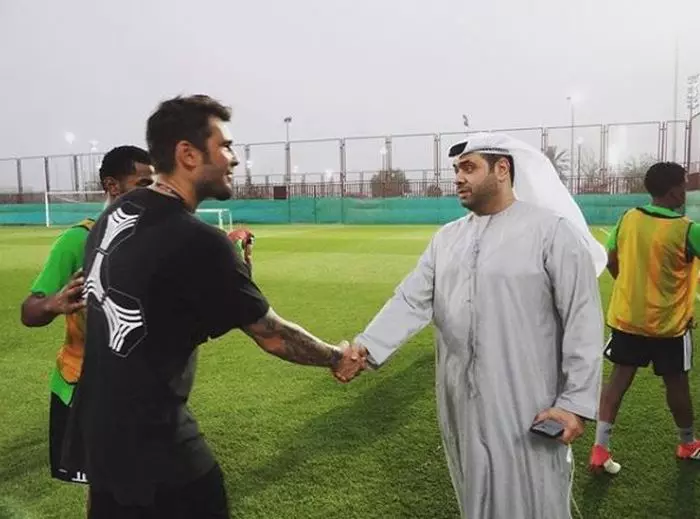 Adrian Mutu și Ahmed Al Rumaithi