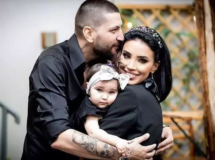 2Adelina-Pestritu-Zenaida