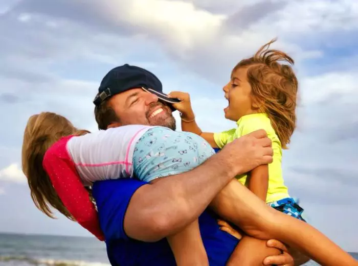 Familia lui Horia Brenciu