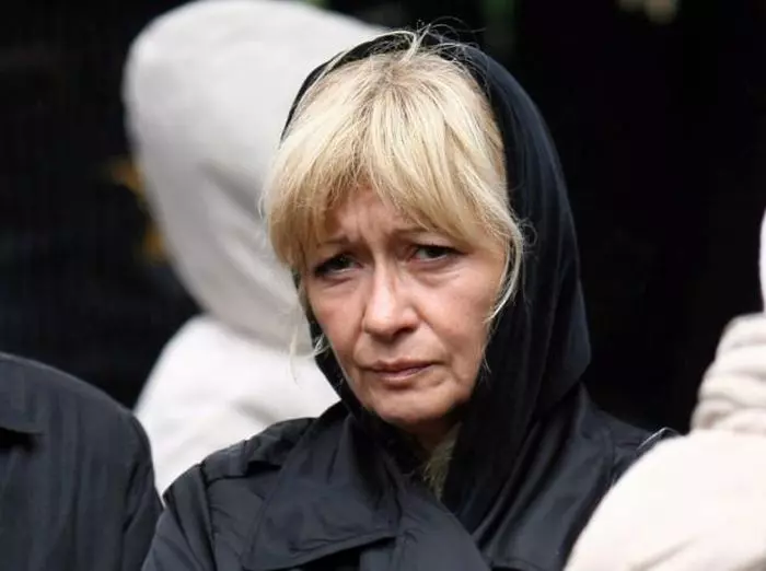 catrinel-dumitrescu-800163l