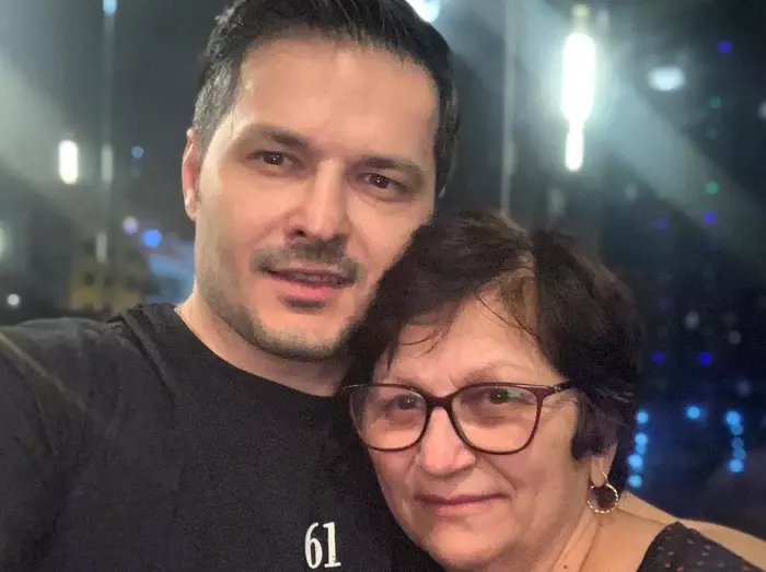 liviu si mama sa