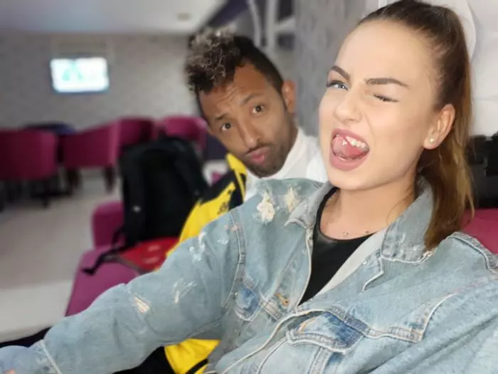 Kamara și noua iubită