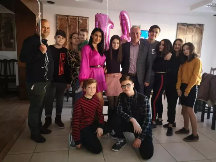 Ziua fiicei iubitului Mirelei de la Insula iubirii